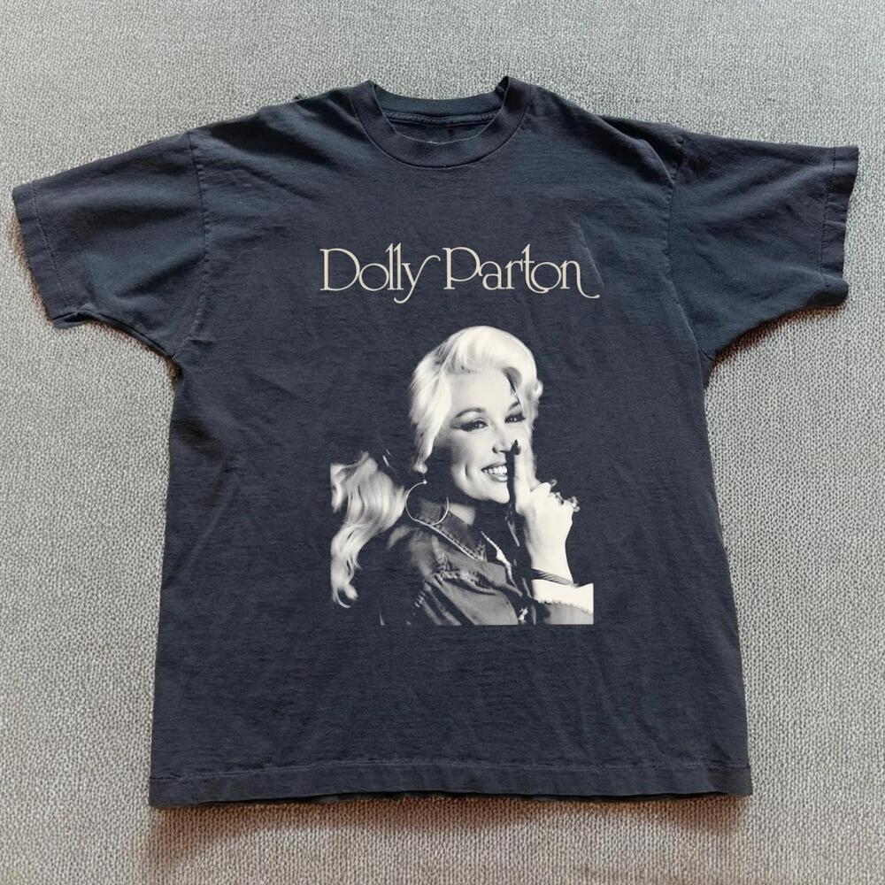 Dolly Parton Tribute Tee, Country Music Legend Portrait Black Graphic T-Shirt